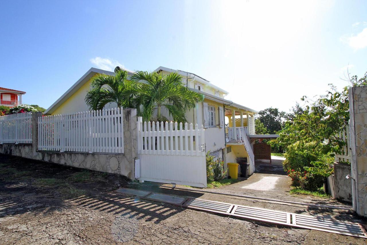Chez Jojo Villa Sainte-Anne Bagian luar foto
