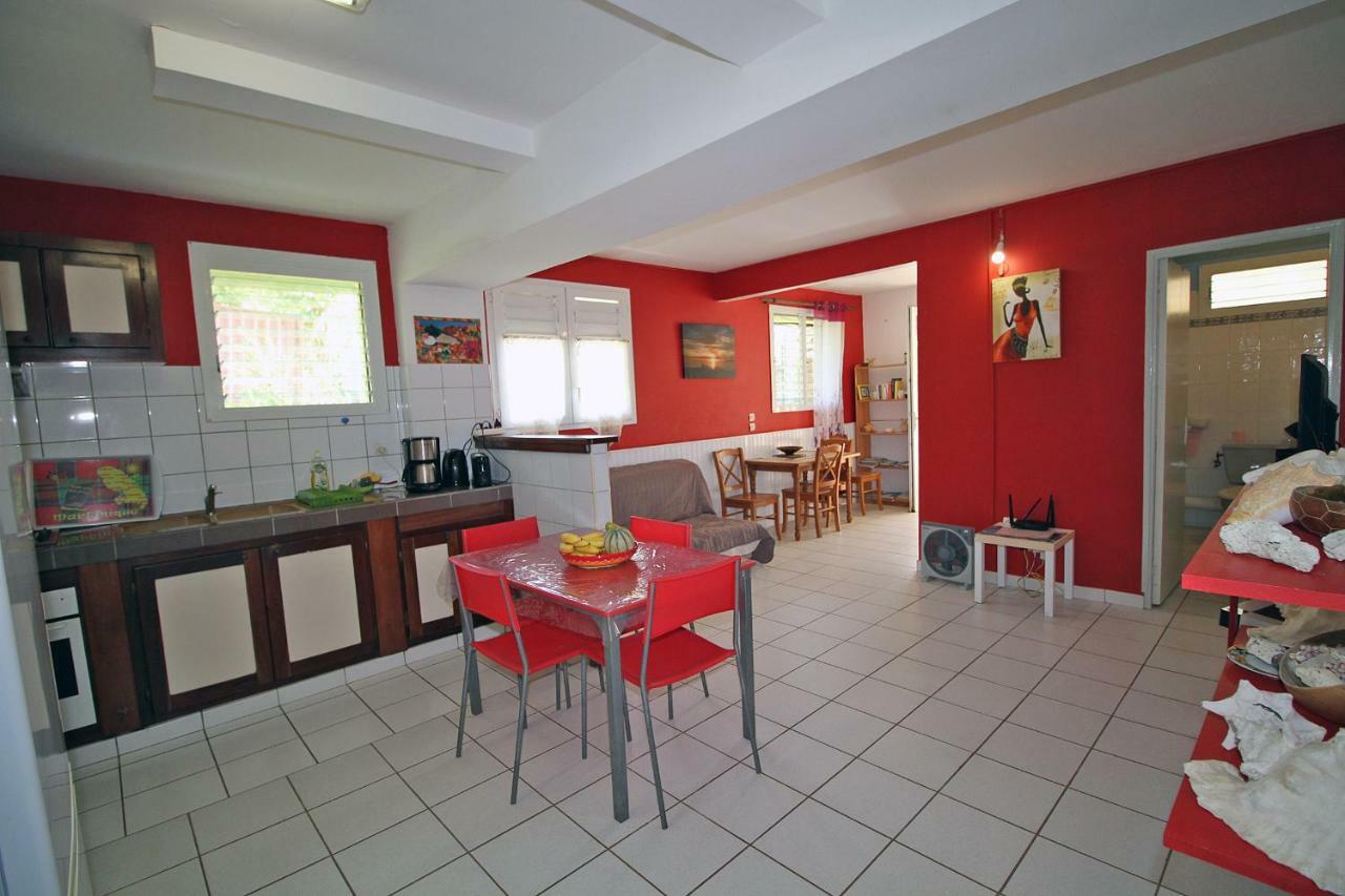 Chez Jojo Villa Sainte-Anne Bagian luar foto